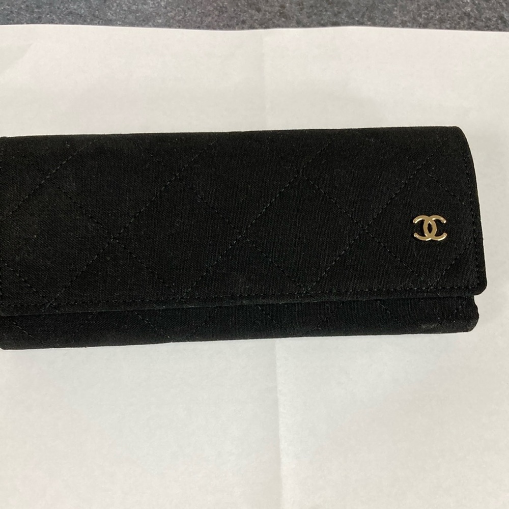 Chanel Black Quilted Eye glass case with cleaning cloth and box